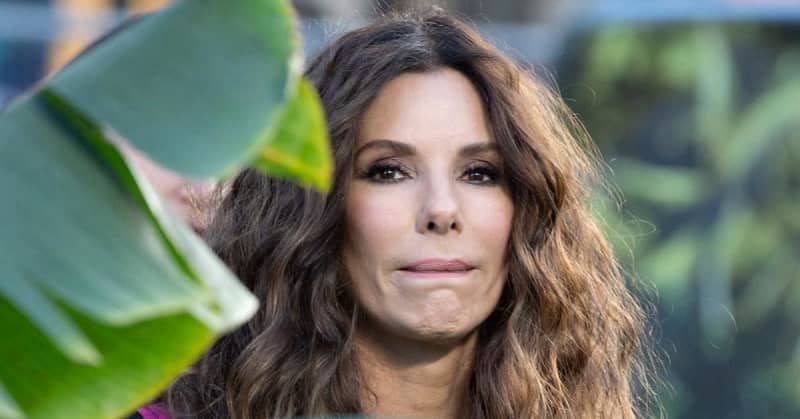 EXCLUSIVE WHY SANDRA BULLOCK VANISHED HOW STILL GRIEVING visual data 3