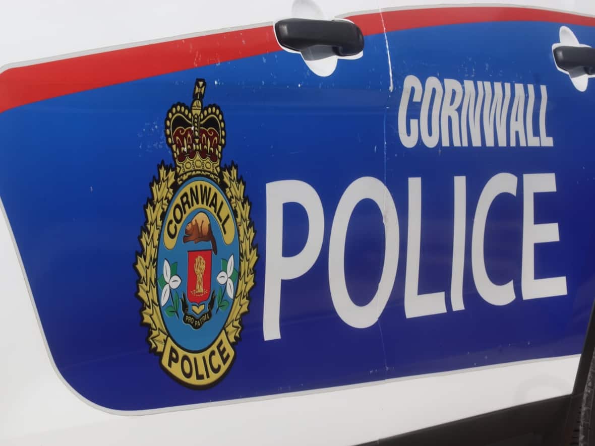 1 dead in Cornwall house fire