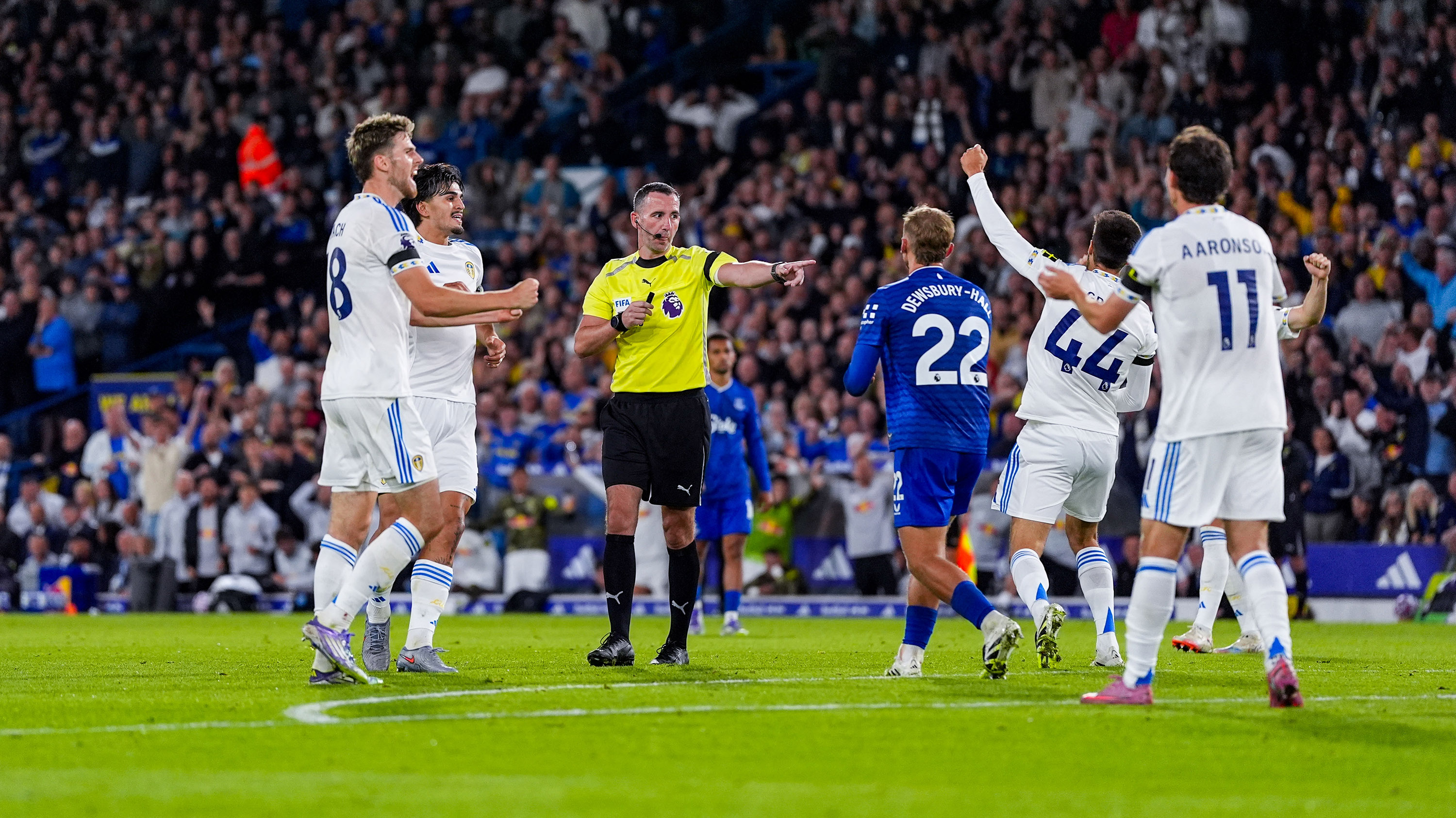 Fulham: Match officials appointed