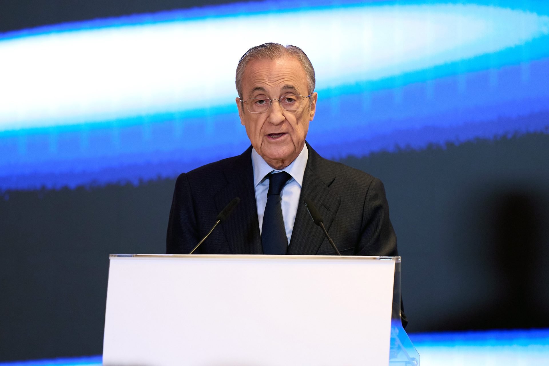 Former Real Madrid president hits out at Florentino Perez: ‘Runs the club as he pleases’