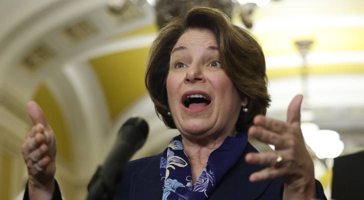 Dem senator tries to own Trump over soaring overdue utility bills. It backfires, highlighting Biden’s presidency instead