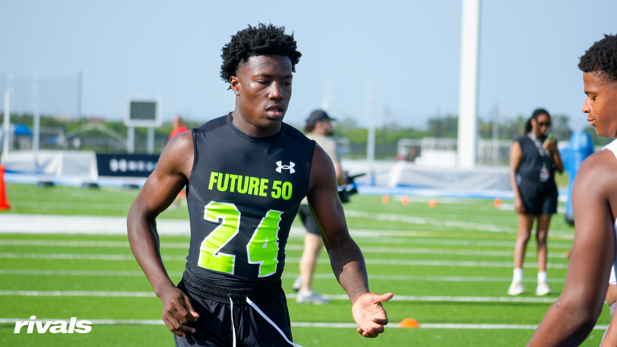 Miami visits 2027 5-star CB Joshua Dobson