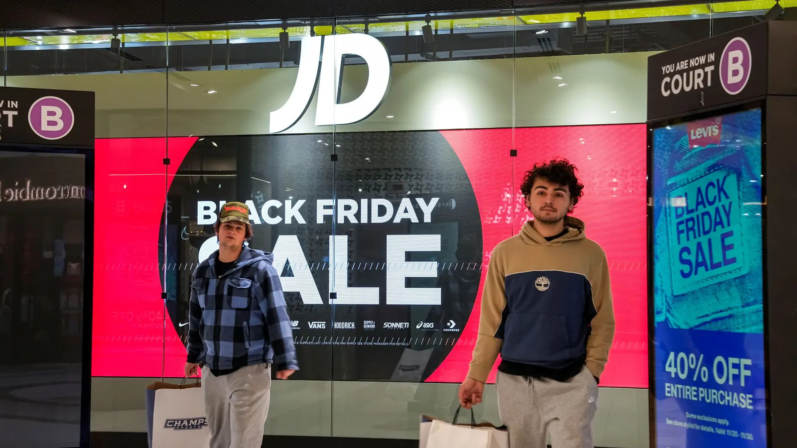 media.zenfs.com image