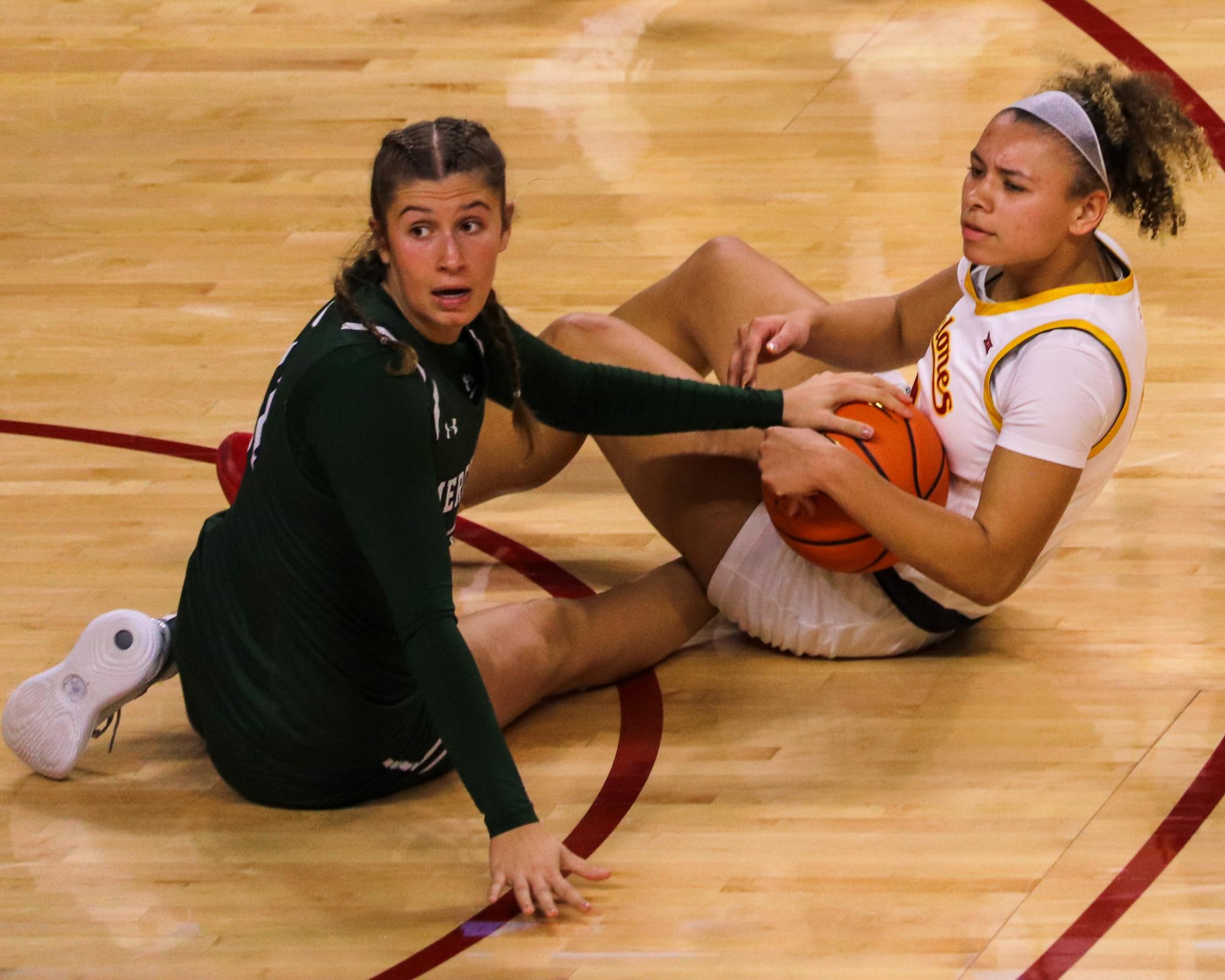 How to watch Iowa State versus Cincinnati