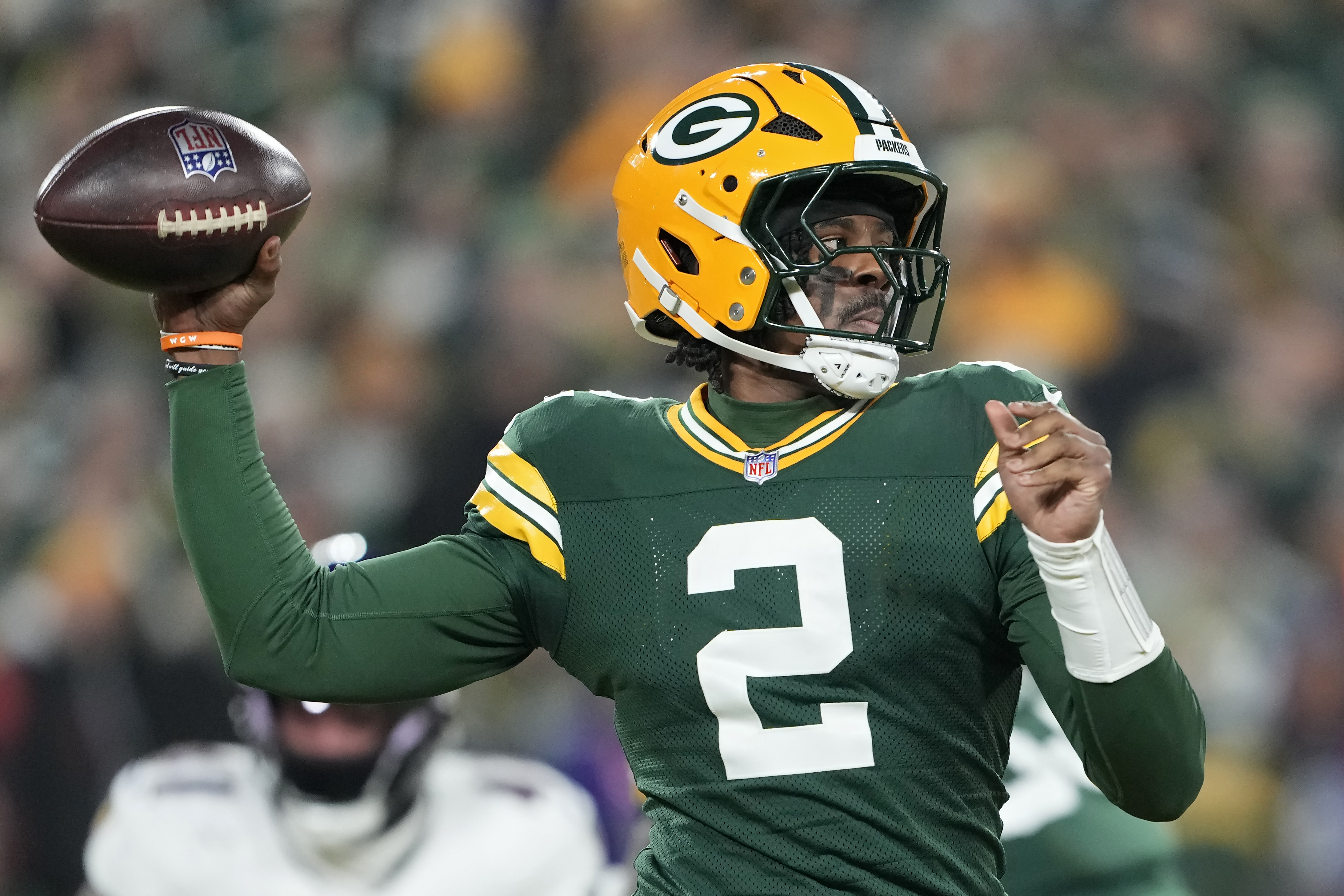 NFL Insiders Predict Dolphins to Land Packers’ Free Agent QB in Offseason
