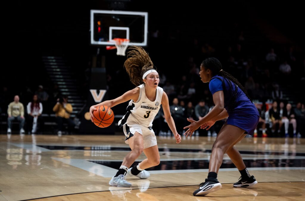 Vanderbilt Commodores guard Aubrey Galvan