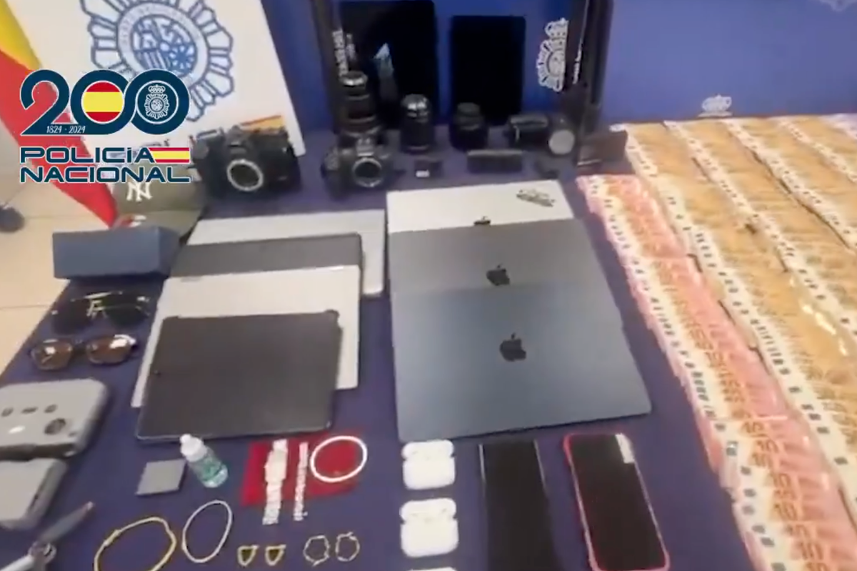 Criminal group used a motorhome to steal from tourists in Spain. 