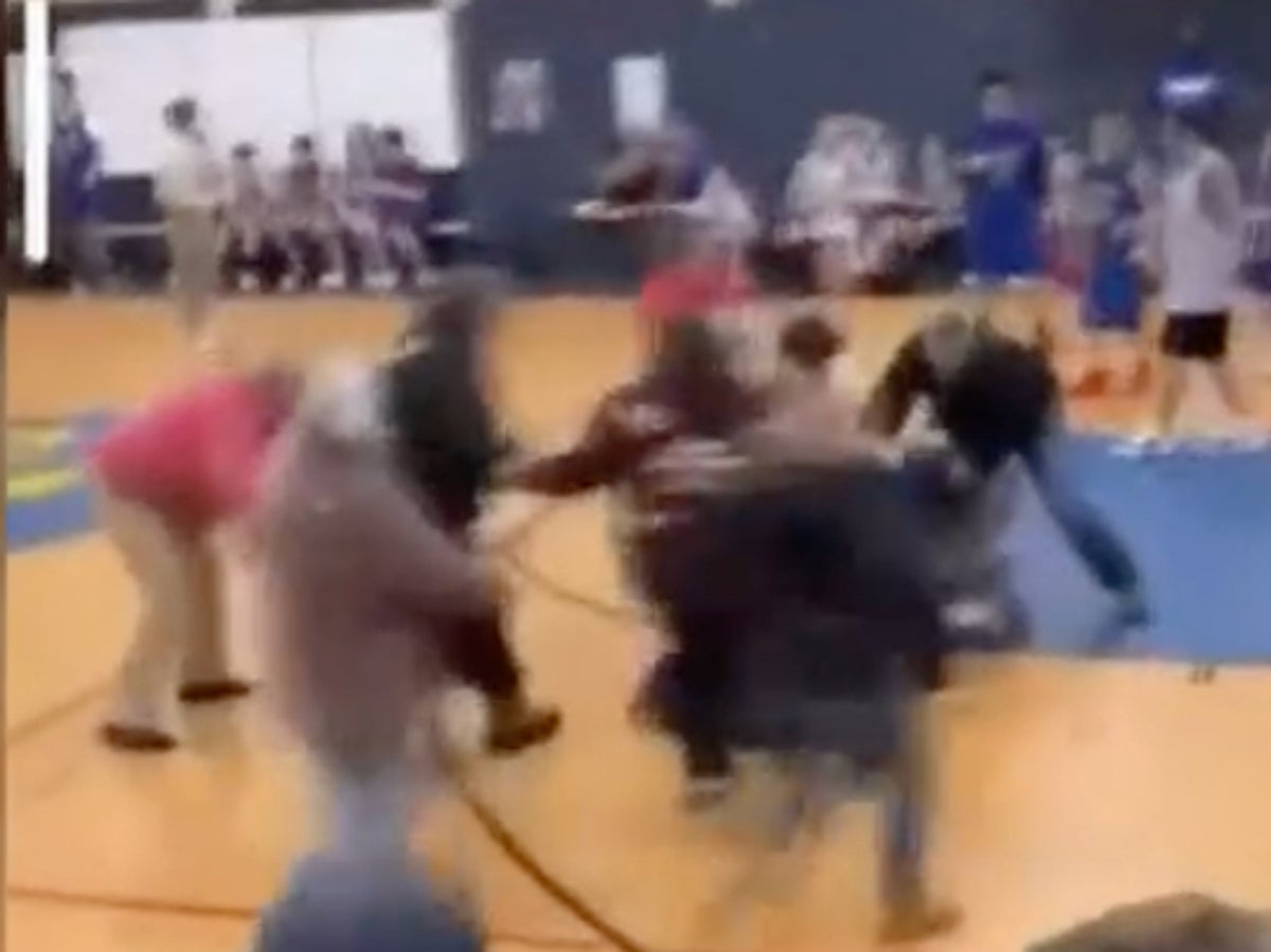 No criminal charges over man&rsquo;s death after brawl among parents at school basketball game