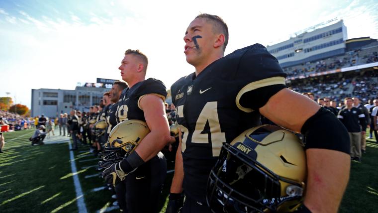 Chiefs sign 2-time Super Bowl champion to roster for Christmas night game vs. Broncos