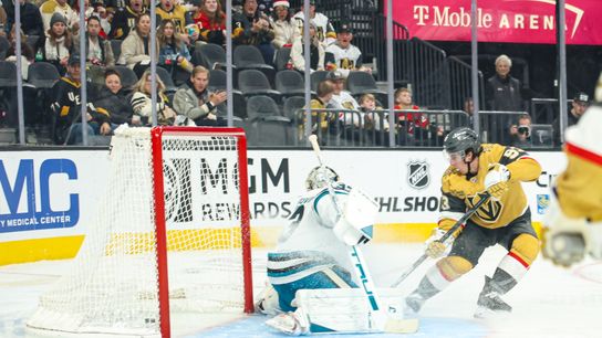 Knights take out frustrations on Sharks, 7-2