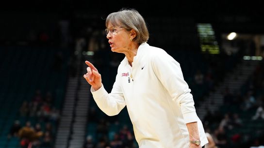 Wooden Award Flashback: Tara VanDerveer sets the standard at Stanford