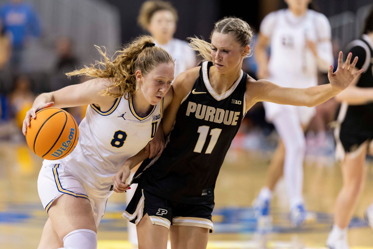 Gianna Kneepkens #8 of the UCLA Bruins drives towards the basket during an NCAA basketball game against the Purdue Boilermakers, Wednesday January 21, 2026 in Los Angeles, Calif.