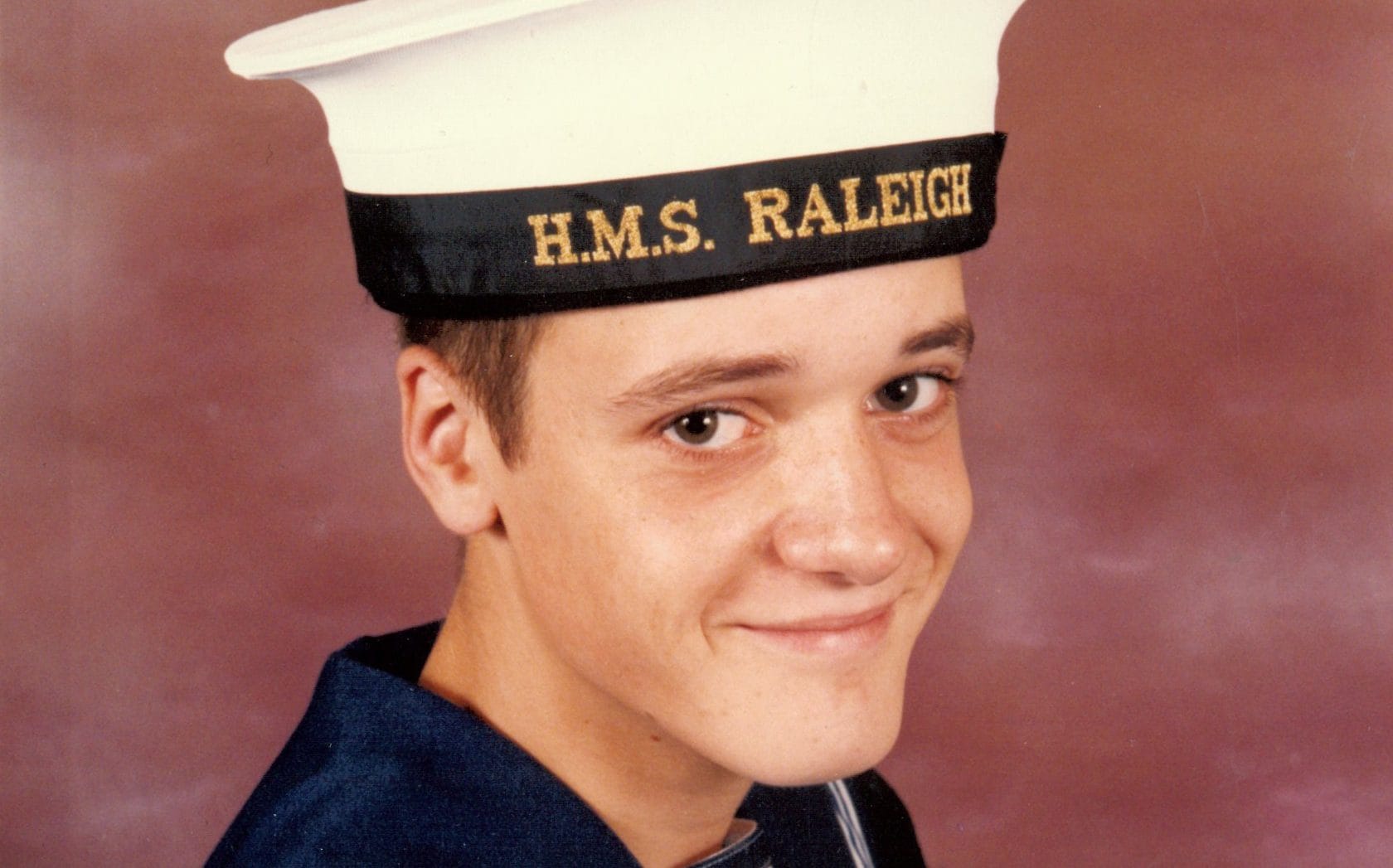 Police end 39-year investigation into Royal Navy sailor’s disappearance. 