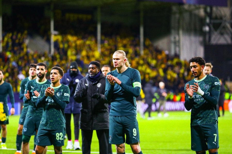 Manchester City players to refund fans' Champions League tickets