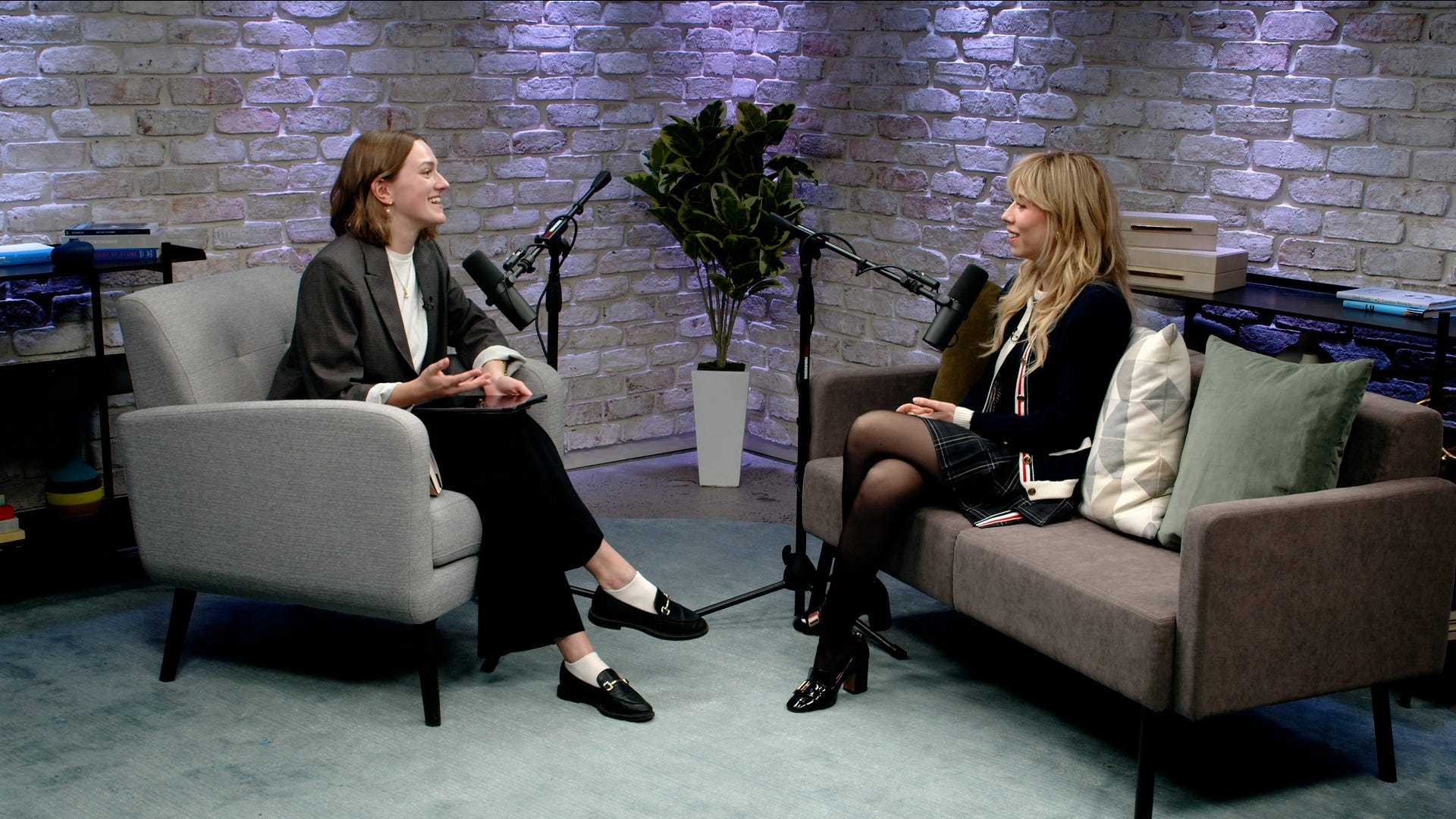 USA TODAY Books Reporter Clare Mulroy sits down with Jennette McCurdy to talk about her new book 