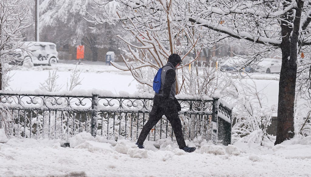 Heavy snow slams Colorado as severe thunderstorms unleash torrential ...