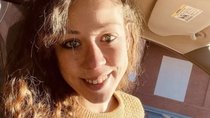 Mother of 4 found stabbed to death in Gainesville